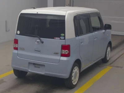Toyota Pixis Space