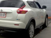 Nissan JUKE лот № 3004 оценка 3.5  с аукциона в Японии 4