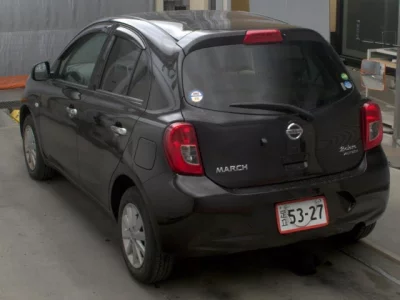 Nissan MARCH
