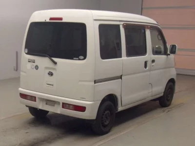 Toyota Pixis Van