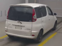 Toyota FUNCARGO лот № 4347 оценка 3.5  с аукциона в Японии 1