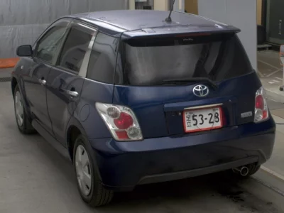 Toyota IST