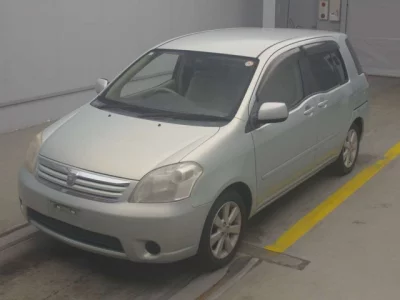 Toyota RAUM