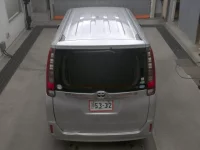 Toyota NOAH лот № 1334 оценка 3.5  с аукциона в Японии 6