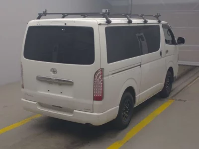 Toyota HIACE VAN  с аукциона в Японии