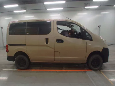 Nissan NV200