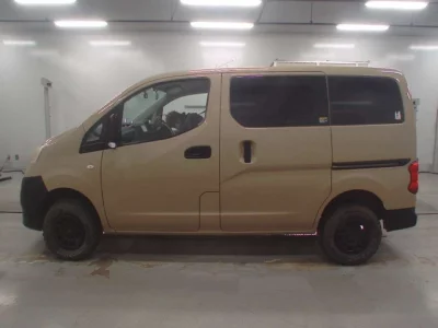 Nissan NV200