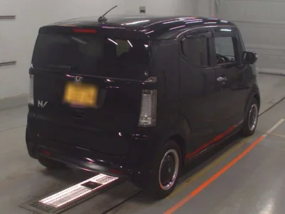 Honda N-Box Slash
