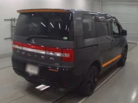 Mitsubishi DELICA D5 лот № 30089 оценка 3  с аукциона в Японии 1