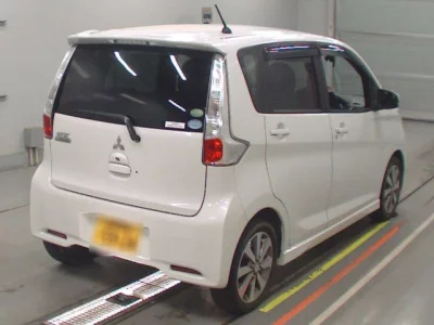 Mitsubishi EK CUSTOM