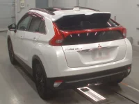 Mitsubishi ECLIPSE CROSS лот № 33033 оценка 4.5  с аукциона в Японии 5