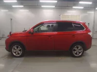 Mitsubishi OUTLANDER лот № 30103 оценка 4  с аукциона в Японии 3