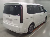 Honda STEP WAGON лот № 30064 оценка 4  с аукциона в Японии 1