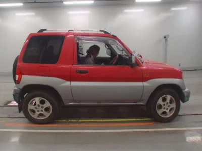 Mitsubishi PAJERO IO