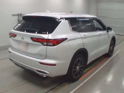 Mitsubishi OUTLANDER PHEV