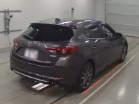 Mazda AXELA лот № 30544 оценка 4  с аукциона в Японии 1