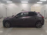Mazda AXELA лот № 30544 оценка 4  с аукциона в Японии 3