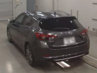 Mazda AXELA лот № 30544 оценка 4  с аукциона в Японии 5