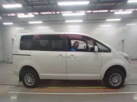 Mitsubishi DELICA D5 лот № 30649 оценка 3.5  с аукциона в Японии 2