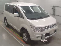 Mitsubishi DELICA D5 лот № 30649 оценка 3.5  с аукциона в Японии 4