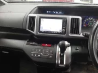 Honda STEP WAGON лот № 10390 оценка RA  с аукциона в Японии 8