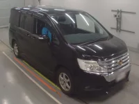 Honda STEP WAGON лот № 10390 оценка RA  с аукциона в Японии 4