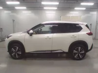 Nissan X-TRAIL лот № 36155 оценка 4.5  с аукциона в Японии 3