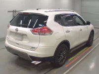Nissan X-TRAIL лот № 30660 оценка 4  с аукциона в Японии 1