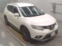 Nissan X-TRAIL лот № 30660 оценка 4  с аукциона в Японии 4