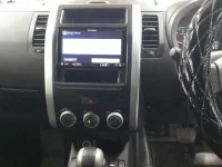 Nissan X-TRAIL лот № 30616 оценка 3.5  с аукциона в Японии 8