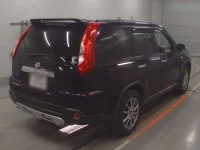 Nissan X-TRAIL лот № 30616 оценка 3.5  с аукциона в Японии 1