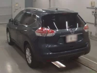 Nissan X-TRAIL лот № 30709 оценка 3.5  с аукциона в Японии 5