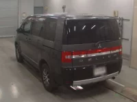 Mitsubishi DELICA D5 лот № 30810 оценка 3  с аукциона в Японии 5
