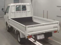 Mitsubishi DELICA TRUCK лот № 36202 оценка 4  с аукциона в Японии 5