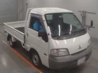 Mitsubishi DELICA TRUCK лот № 36202 оценка 4  с аукциона в Японии 4