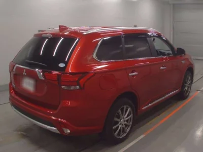 Mitsubishi OUTLANDER PHEV