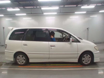 Nissan PRESAGE  с аукциона в Японии