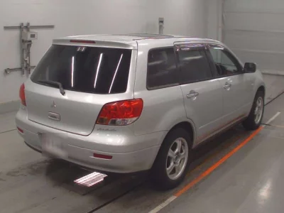 Mitsubishi AIRTREK  с аукциона в Японии