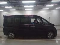 Honda STEP WAGON лот № 30978 оценка 3  с аукциона в Японии 2