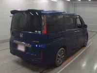 Honda STEP WAGON лот № 30910 оценка 3.5  с аукциона в Японии 1