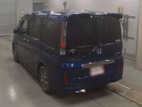 Honda STEP WAGON лот № 30910 оценка 3.5  с аукциона в Японии 5