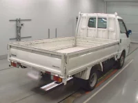 Mazda BONGO лот № 30975 оценка 4  с аукциона в Японии 1