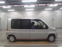 Honda MOBILIO лот № 10509 оценка 3.5  с аукциона в Японии 2