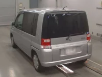 Honda MOBILIO лот № 10509 оценка 3.5  с аукциона в Японии 5