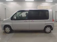 Honda MOBILIO лот № 10509 оценка 3.5  с аукциона в Японии 3