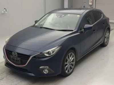 Mazda AXELA  с аукциона в Японии