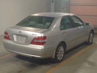 Toyota BREVIS лот № 9018 оценка RA  с аукциона в Японии 1