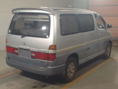 Toyota GRANVIA  с аукциона в Японии