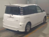 Toyota SIENTA лот № 6058 оценка RA  с аукциона в Японии 1