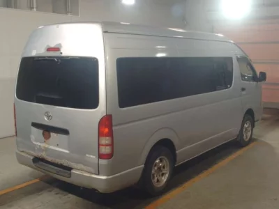 Toyota HIACE VAN  с аукциона в Японии